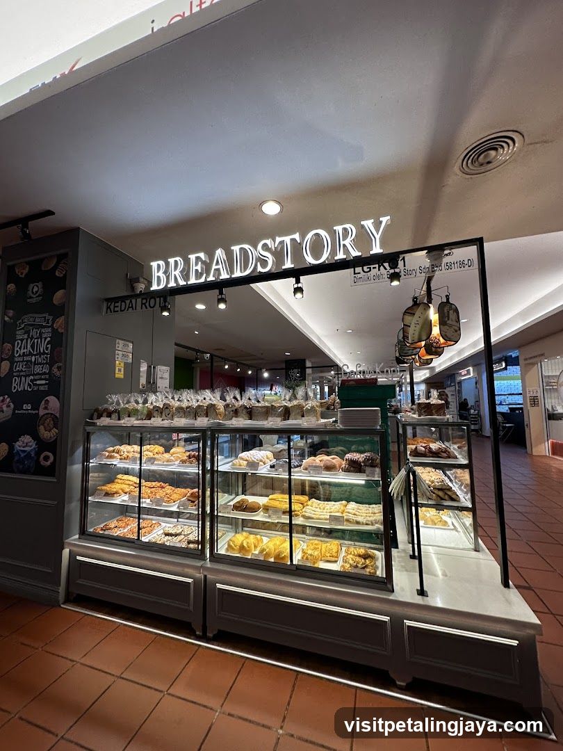 Breadstory Bakery Display