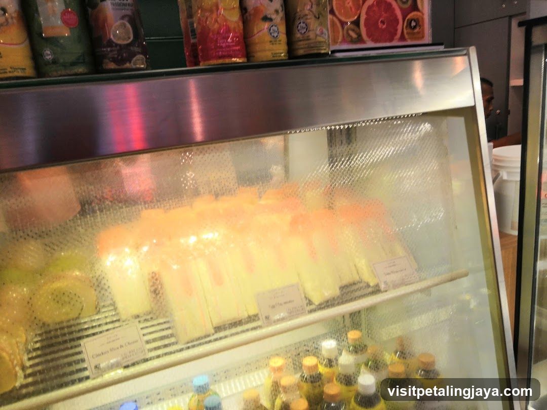 Fruit Juice Display Case