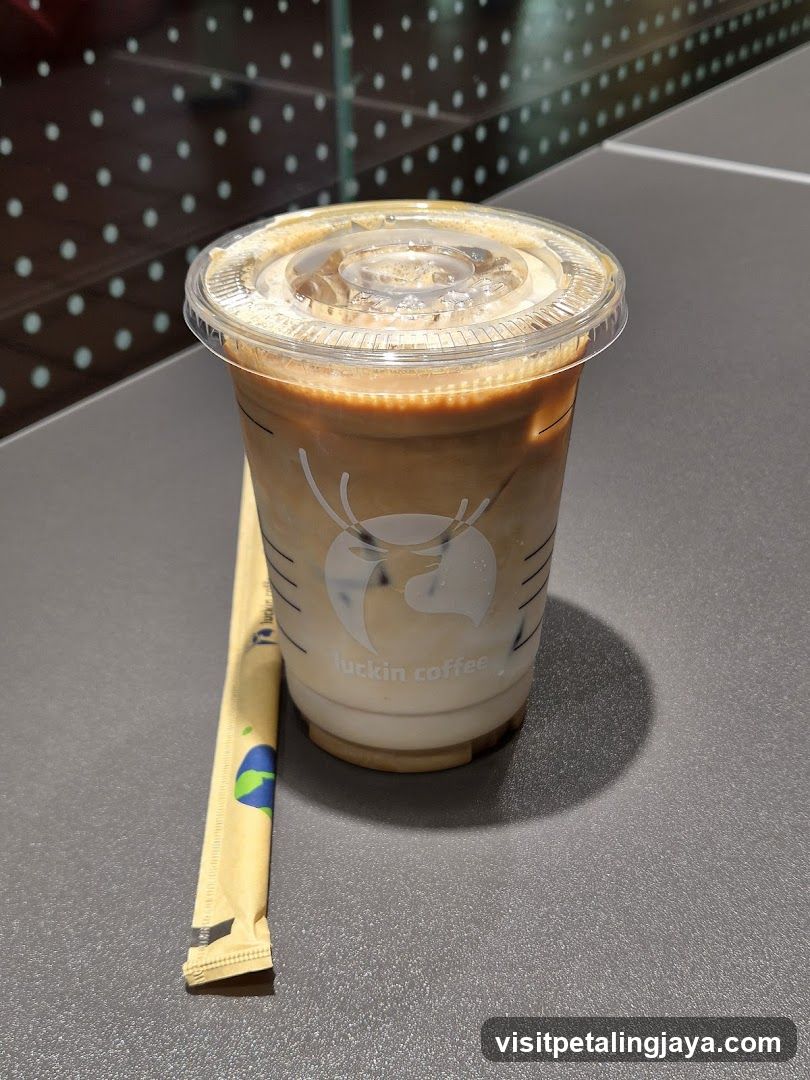 Luckin Coffee Iced Drink