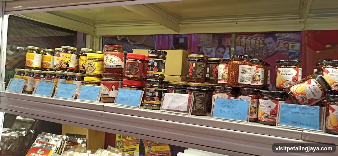 Spice Jars Display