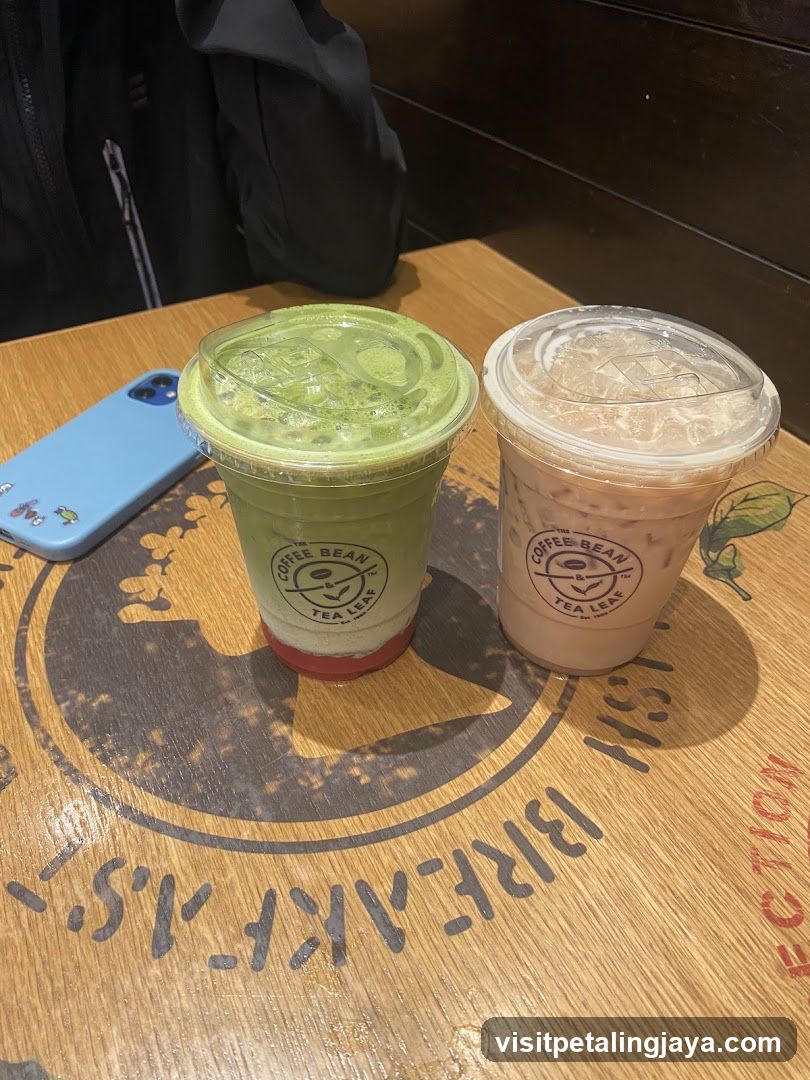 Beverages at Coffee Bean & Tea Leaf