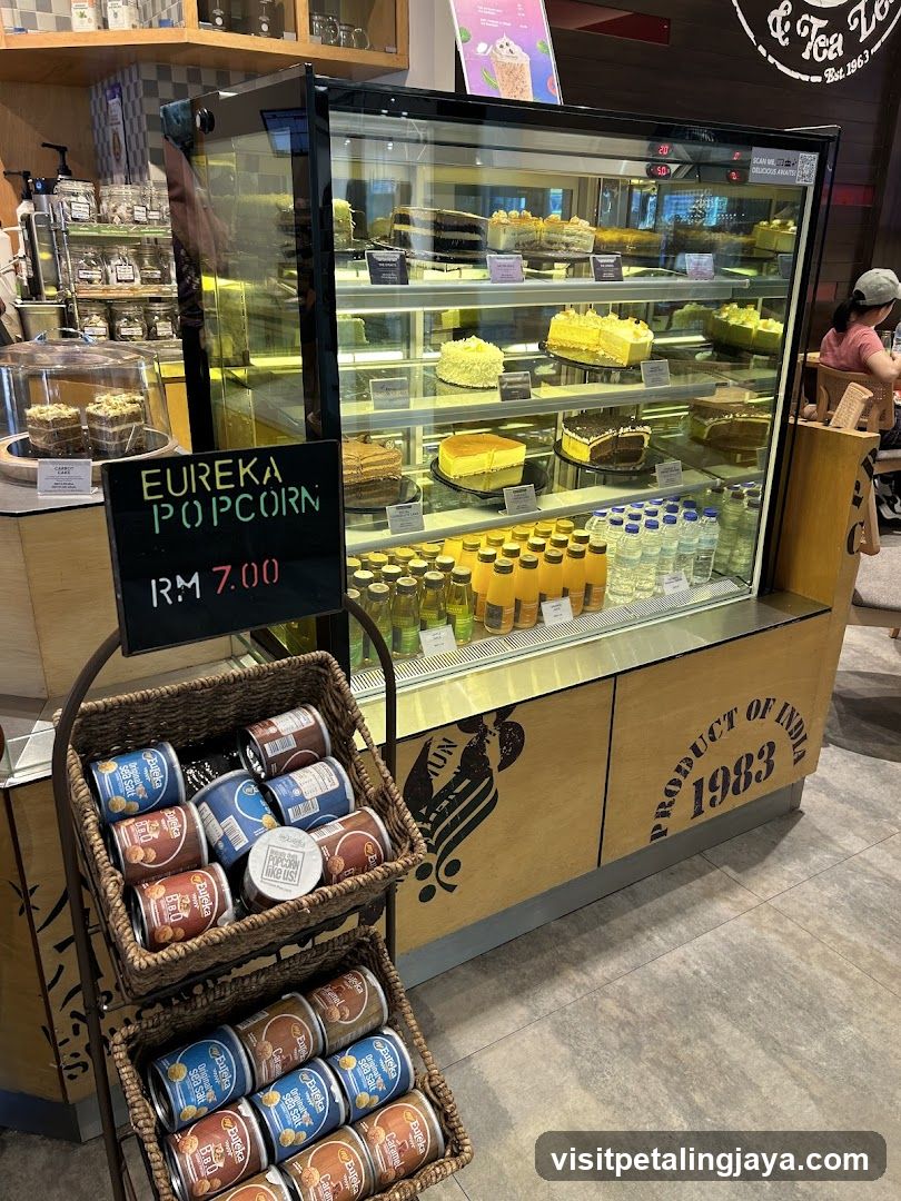 Eureka Popcorn and Cakes Display