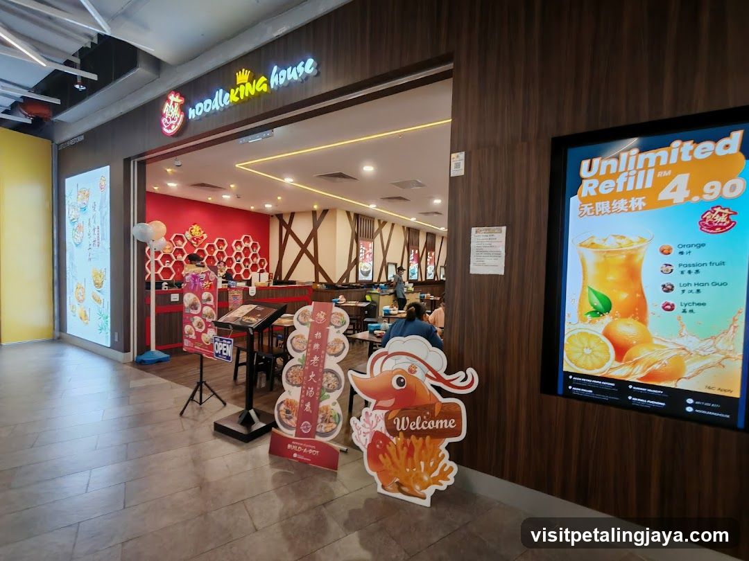 Noodle King House Interior View