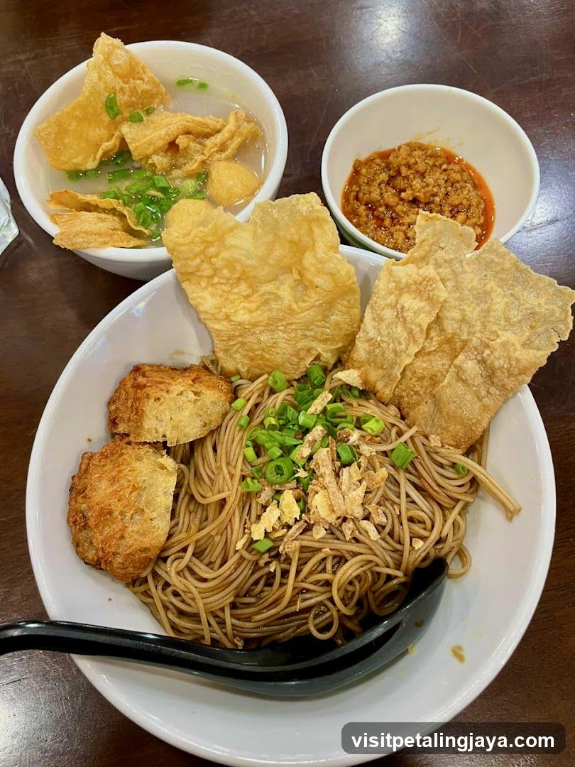 Noodle Bowl with Side Dishes