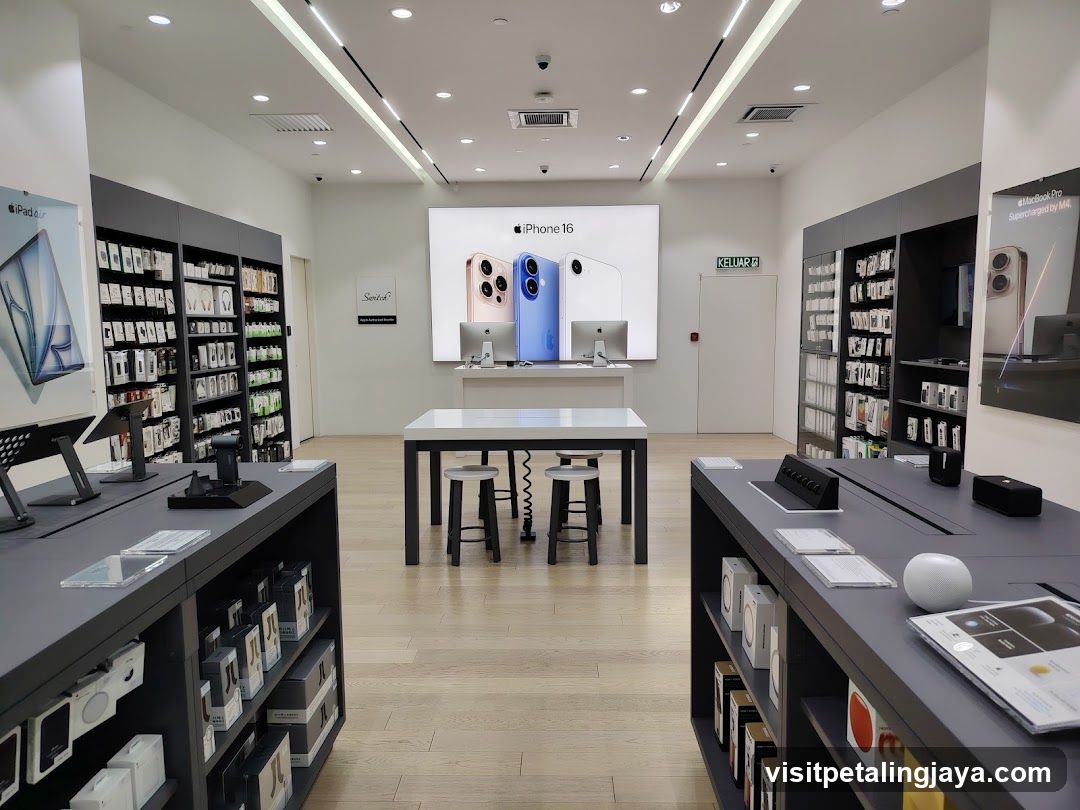 Apple Store Interior