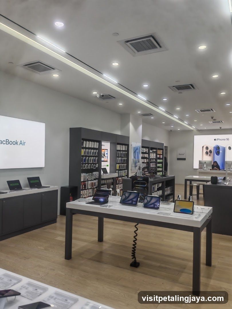 Apple Store Interior Display