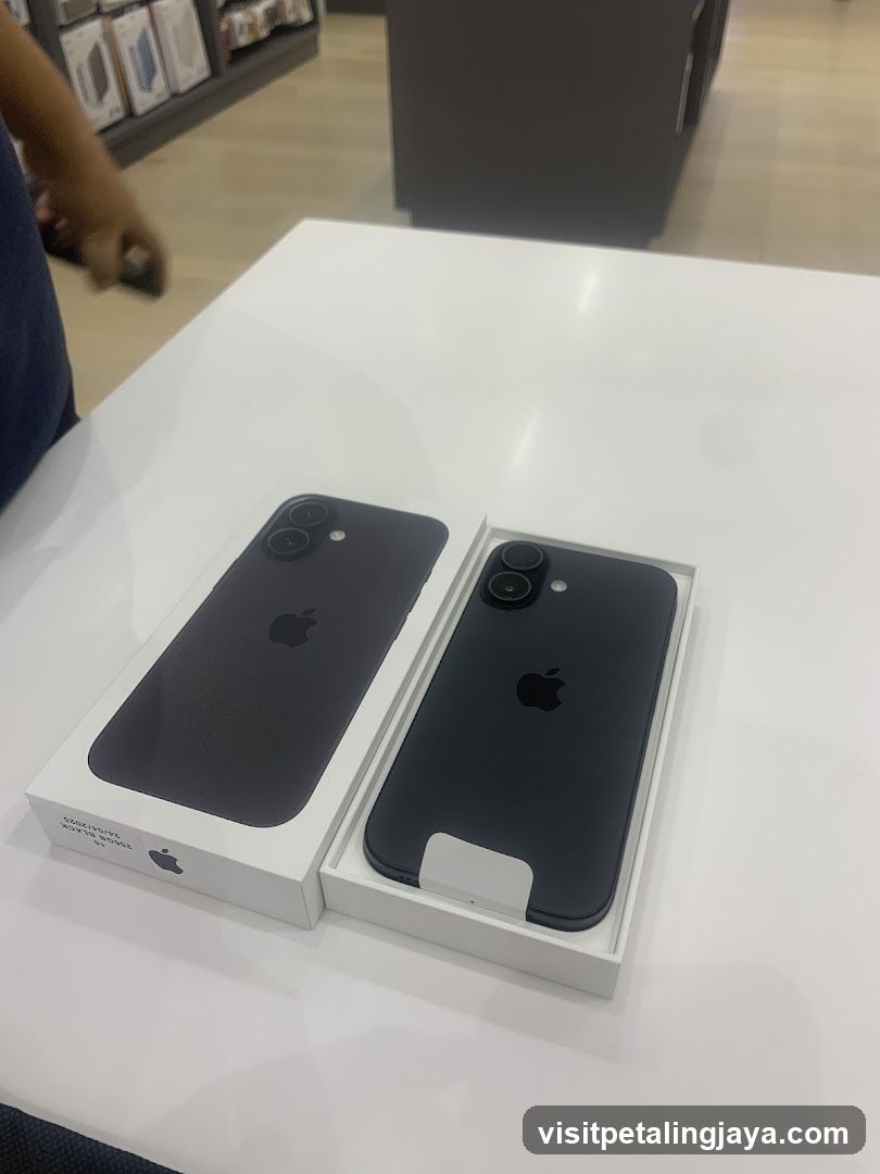 iPhone Display in Store