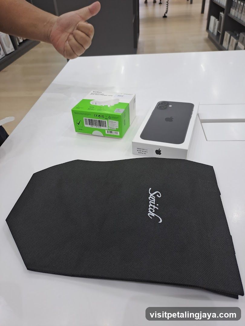Apple Store Interior Display