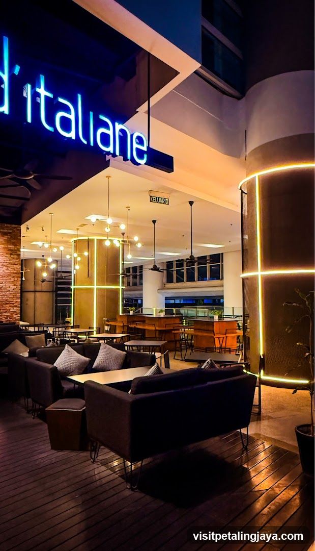 D'Italiane Interior