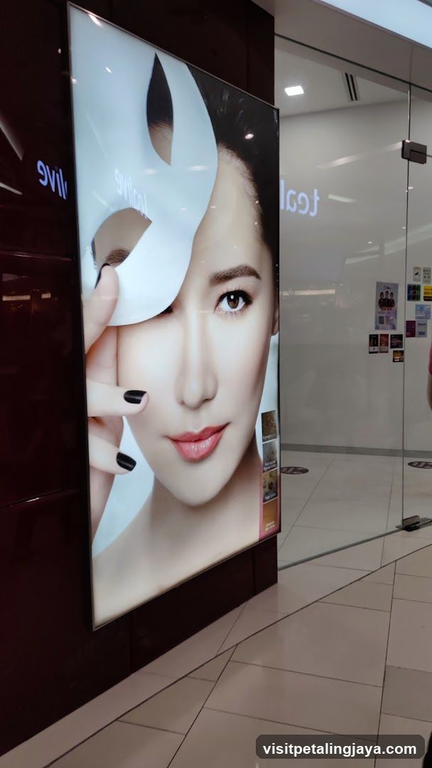Beauty Mask Advertisement