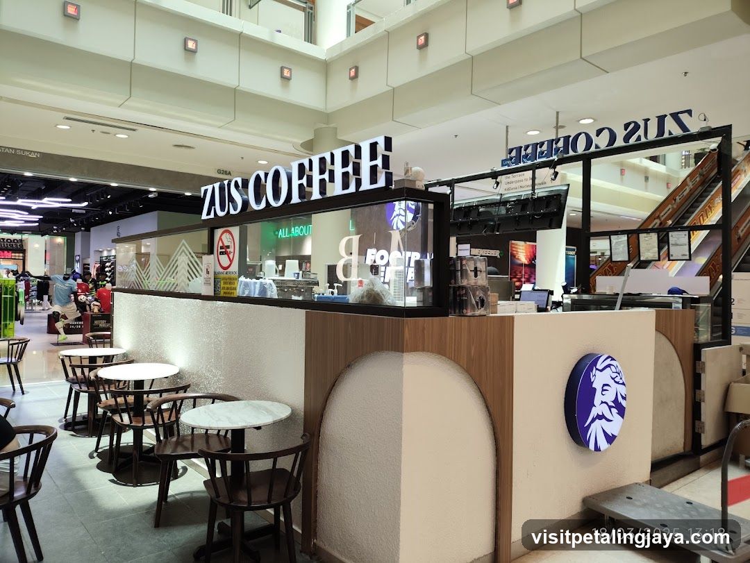 Zus Coffee Interior View