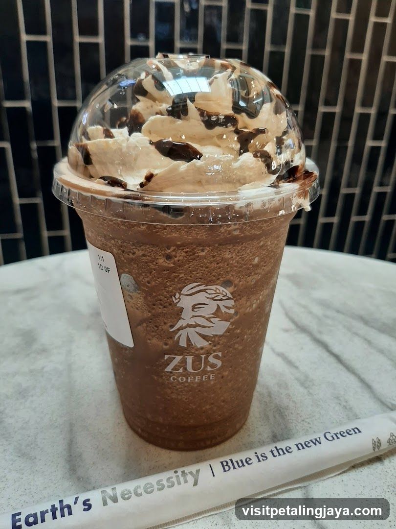 Zus Coffee Iced Drink with Whipped Cream