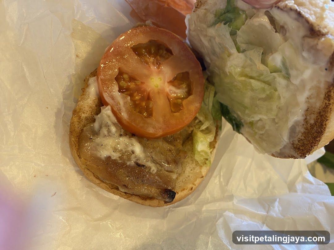 Sandwich with Tomato and Lettuce