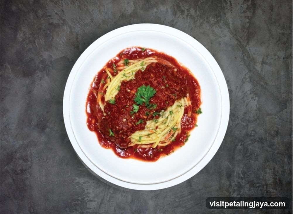 Spaghetti with Tomato Sauce