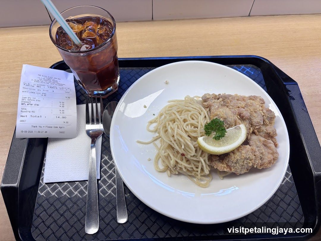 Meal with Spaghetti and Fried Chicken