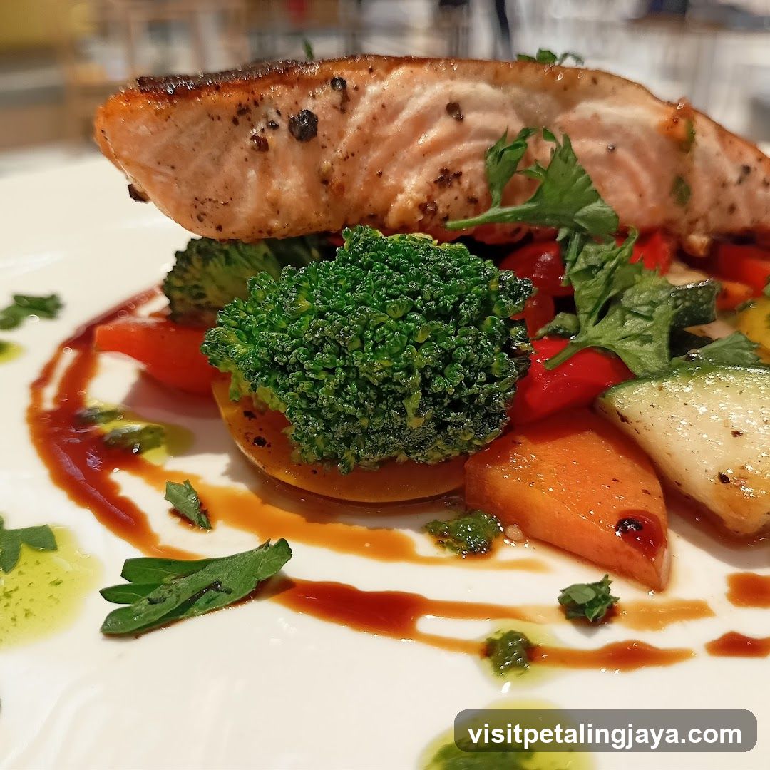 Grilled Salmon with Broccoli and Carrots