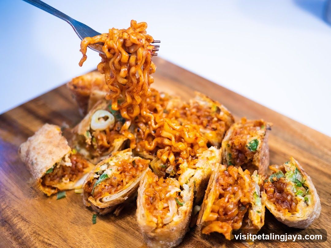 Spicy Ramen Rolls with Fried Dough