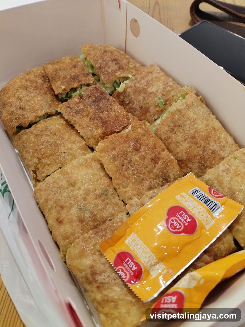 Fried Pastries with Sauce Packets