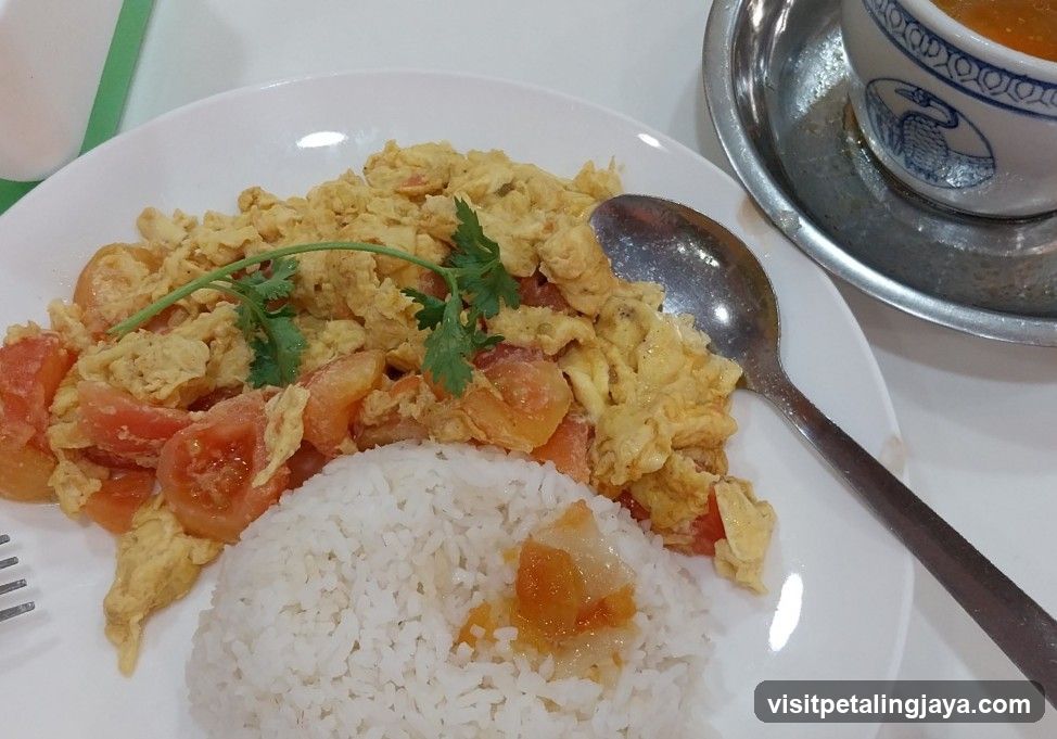 Tomato and Egg Fried Rice