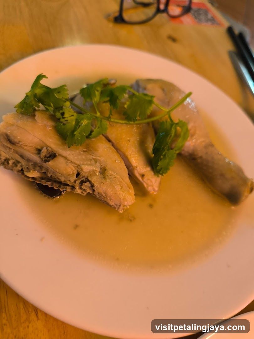 Steamed Chicken with Broth