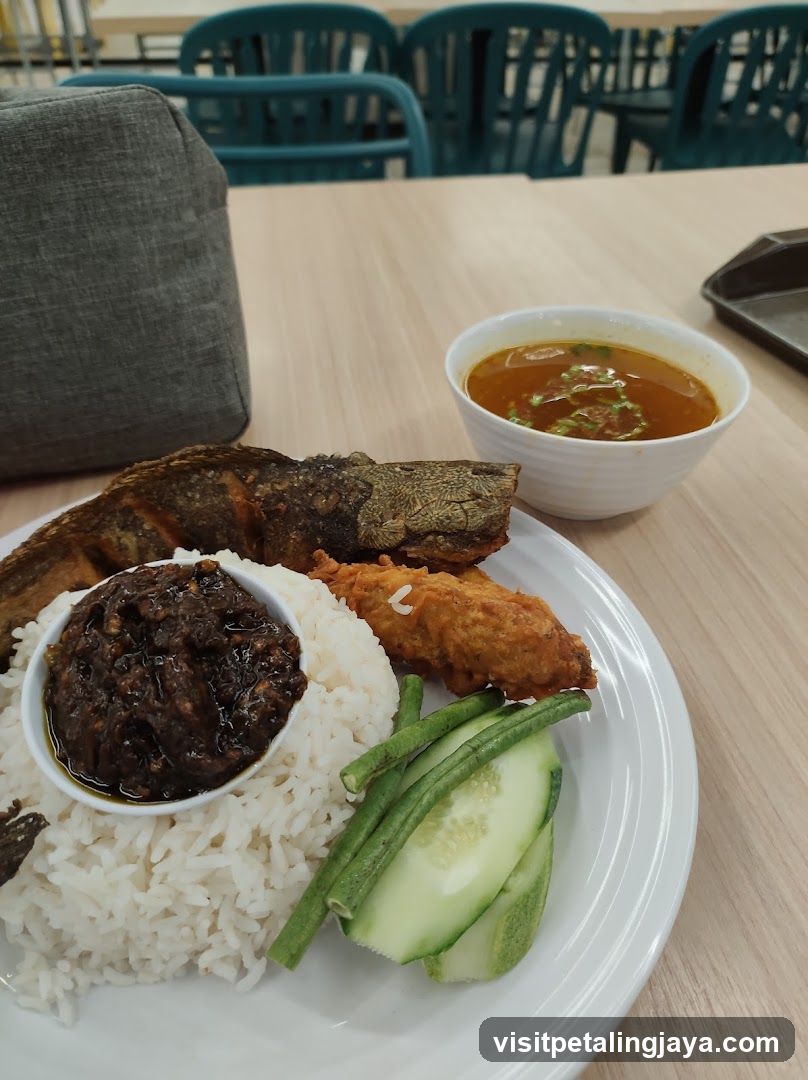 Fried Fish Meal with Curry and Rice