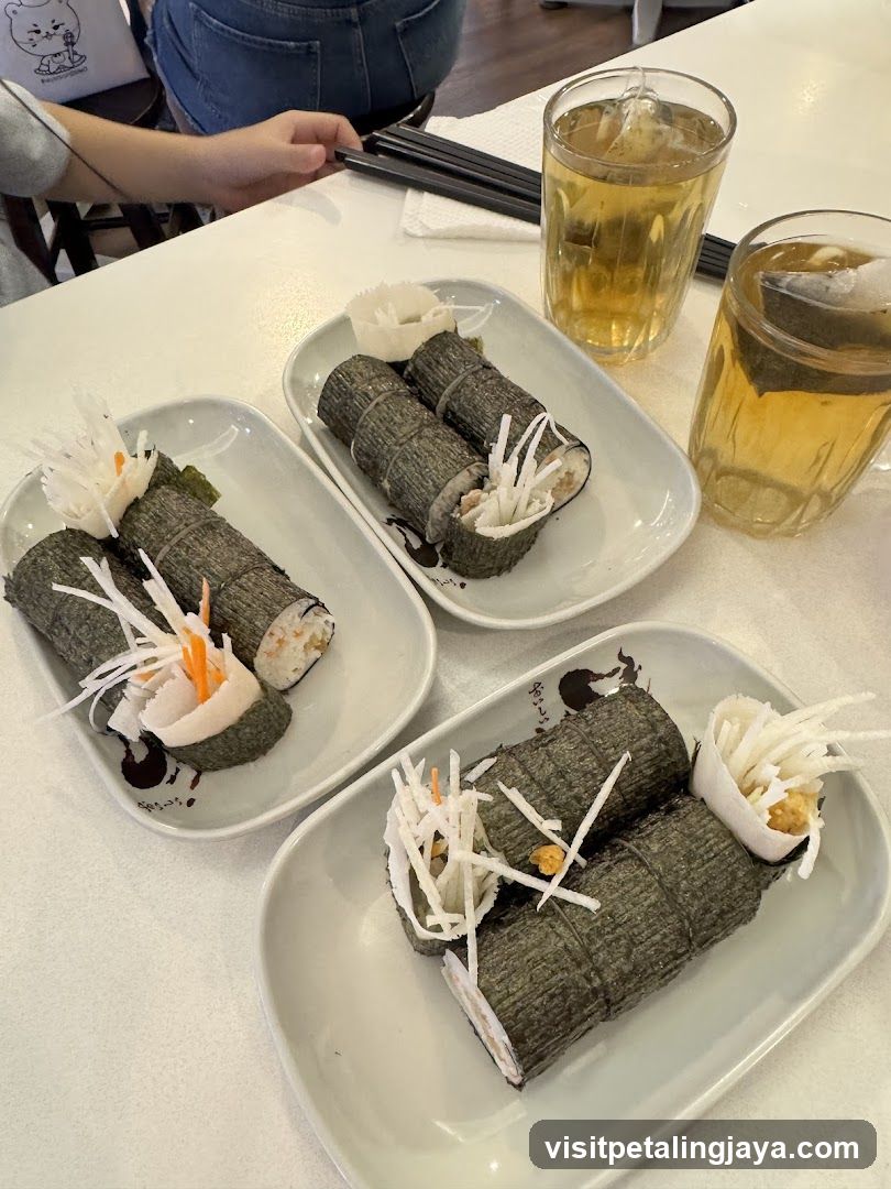 Sushi Rolls with Tea