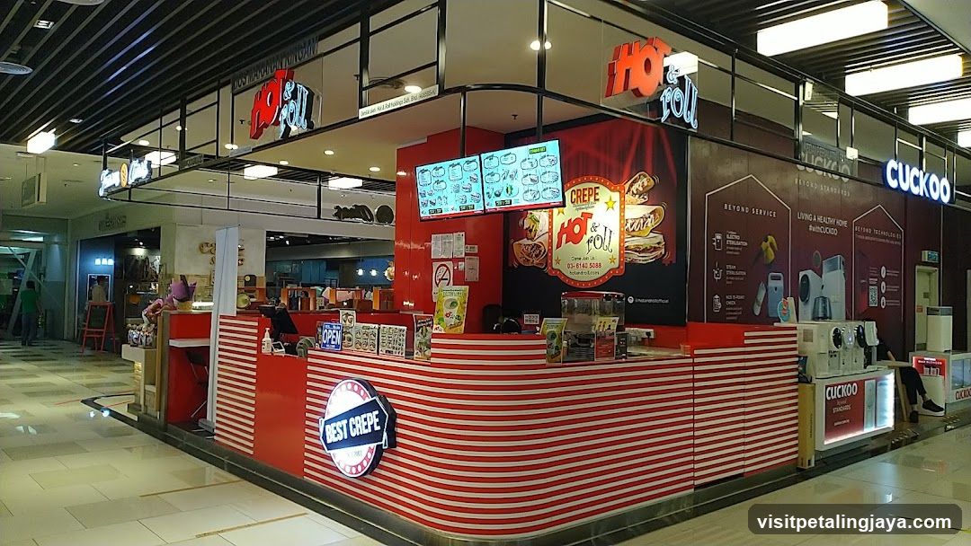 Cuckoo and Hot Roll Shop Interior