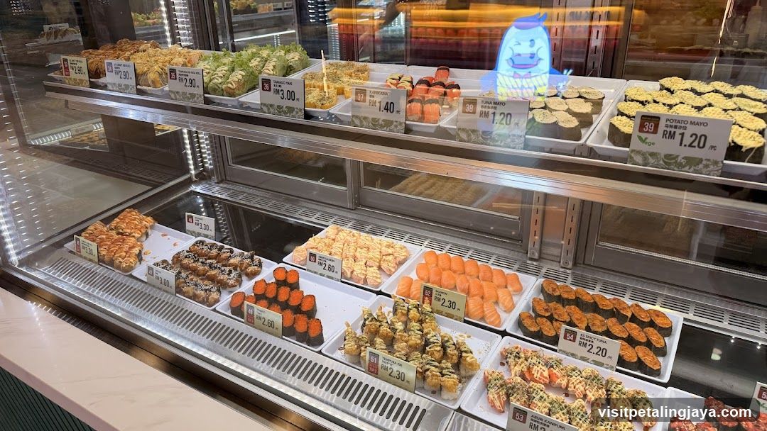 Sushi and Snack Display Case