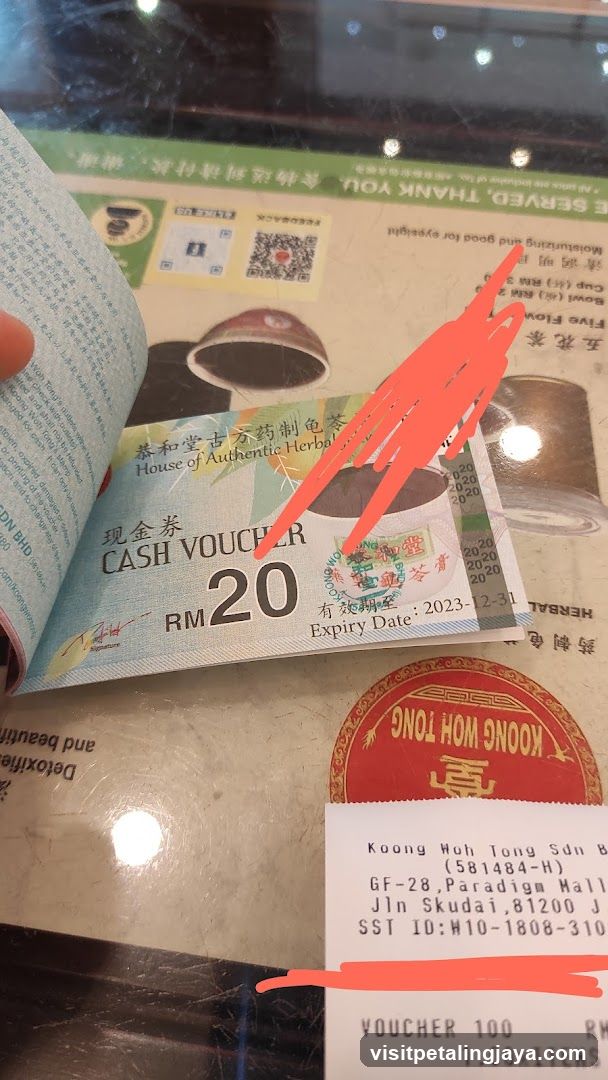 Cash Voucher and Receipt Display