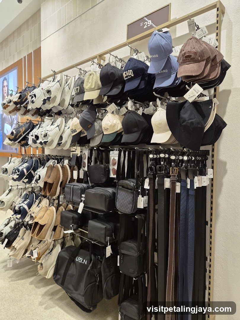Max Fashion Paradigm Mall