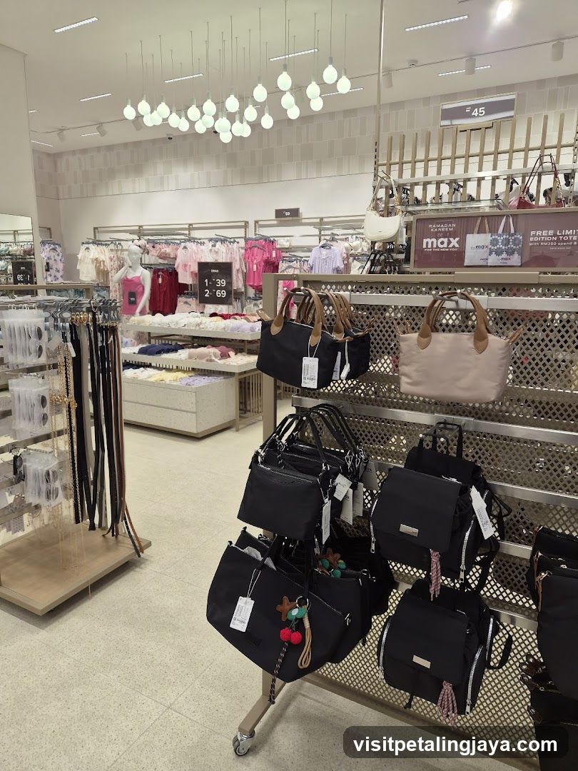 Boutique Interior Display